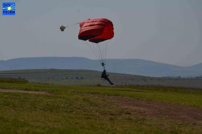Parachute-15.jpg